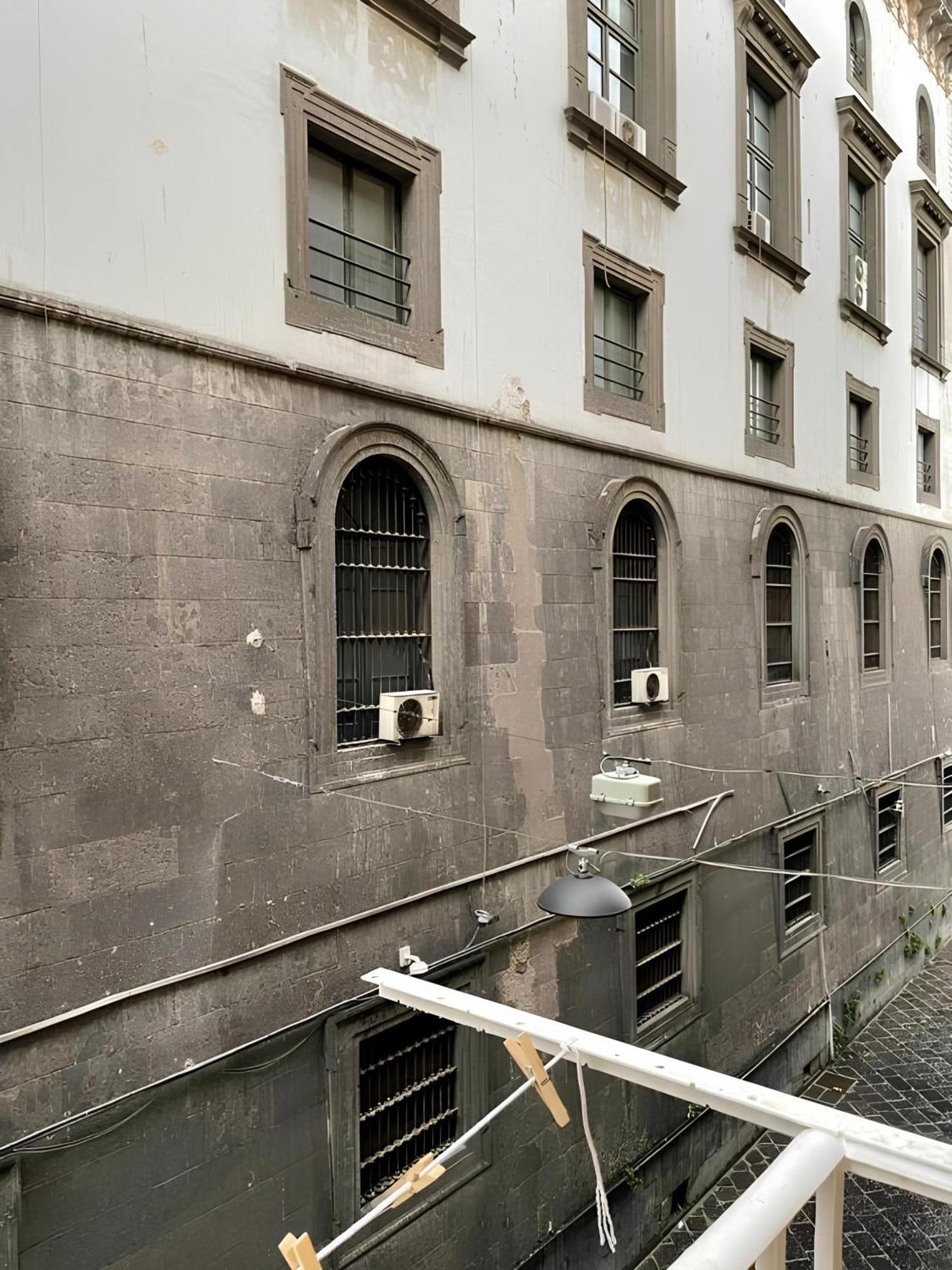 Il Vicoletto Del Castello Hotel เนเปิลส์ ภายนอก รูปภาพ